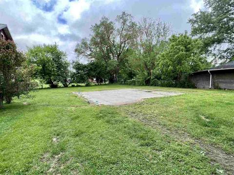 204 E Corey, Bronson, MI 49028 photo 17