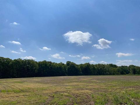0 Rowe, Jonesville, MI 49250