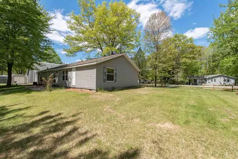 804 Deer, Gladwin, MI 48624 photo 44