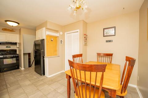 1313 Devon St, Portage, MI 49024 photo 7
