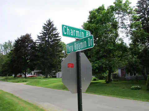 V/l Thru Roamin, Jackson, MI 49201 photo 22