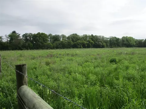 V/l Thru Roamin, Jackson, MI 49201 photo 12