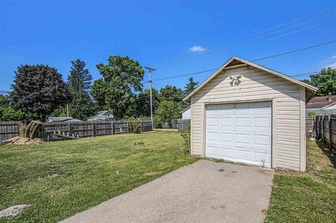 914 S Main, Three Rivers, MI 49093 photo 6