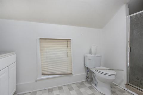914 S Main, Three Rivers, MI 49093 photo 10