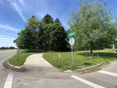 6710 Portage, Portage, MI 49002