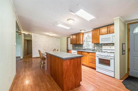 56203 Old 119, Marcellus, MI 49067 photo 8