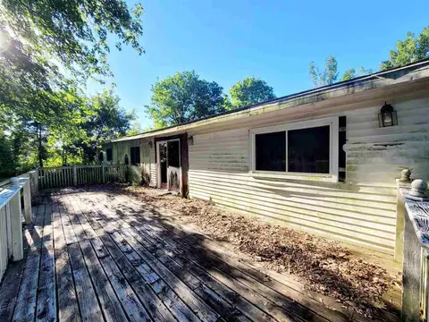 1560 E Pakes, Stanton, MI 48888 photo 3