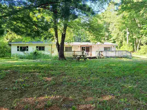 1560 E Pakes, Stanton, MI 48888 photo 1