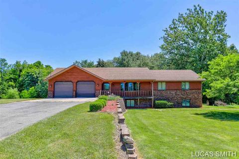 4141 38th, Hamilton, MI 49419 photo 2
