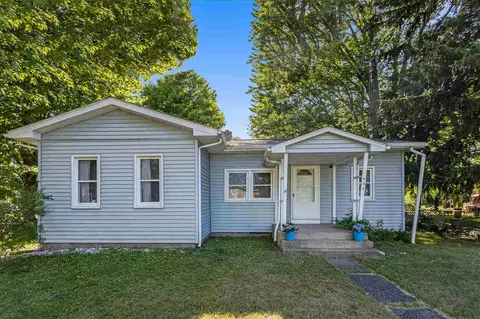 602 N Main, Three Rivers, MI 49093 photo 2