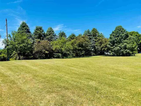 4995 W Us 12, Buchanan, MI 49107 photo 9