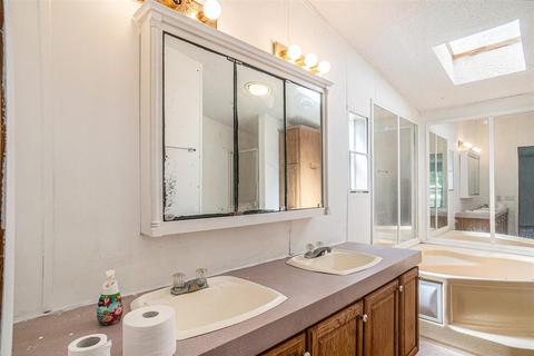 12972 Riverside, Constantine, MI 49042 photo 13