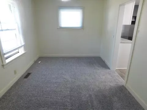 704 Orange, Jackson, MI 49202 photo 14