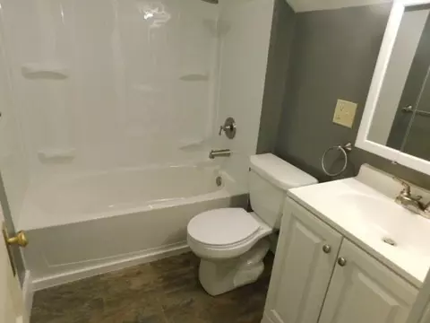 704 Orange, Jackson, MI 49202 photo 11