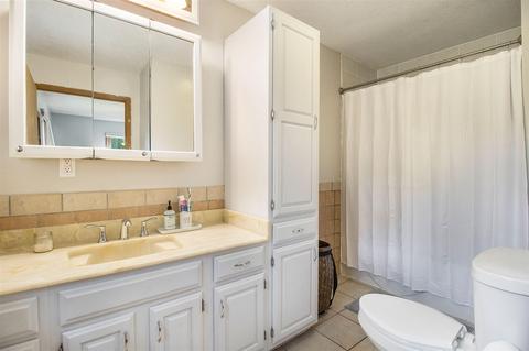 9520 Bunkerhill Rd, Jackson, MI 49201 photo 13