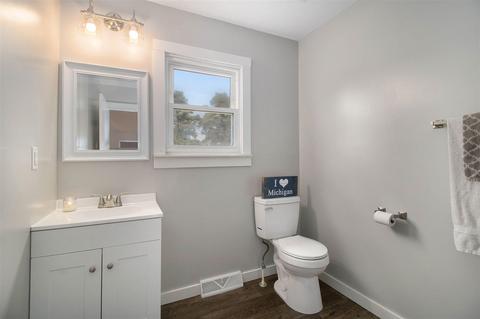 9520 Bunkerhill Rd, Jackson, MI 49201 photo 28