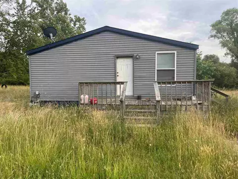 32598 Orchard, Covert, MI 49043 photo 8