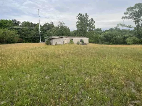 32598 Orchard, Covert, MI 49043 photo 7