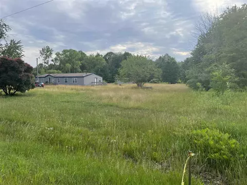 32598 Orchard, Covert, MI 49043 photo 2