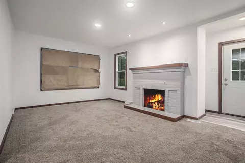 411 Sixth, Three Rivers, MI 49093 photo 3
