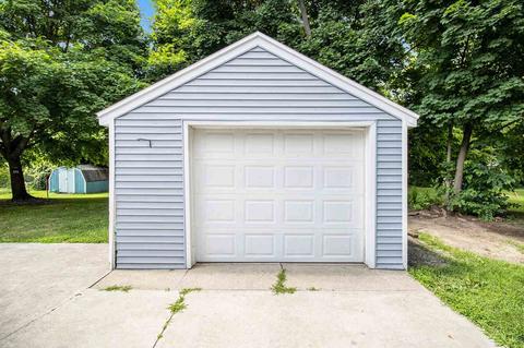 110 4th, Jackson, MI 49203 photo 3