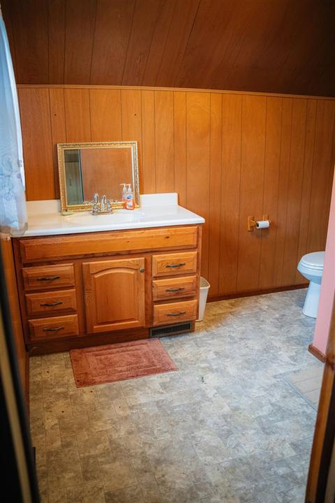 455 Second, Manistee, MI 49660 photo 18