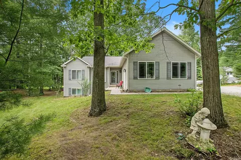 4449 N N Pne, Mears, MI 49436 photo 1