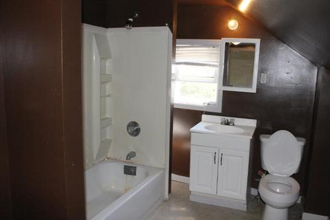 111 S Gorham St, Jackson, MI 49203 photo 8