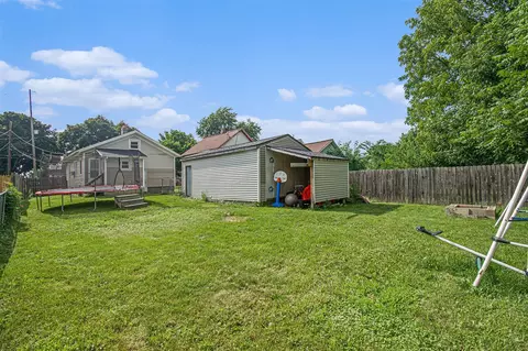 825 Wells, Jackson, MI 49202 photo 21