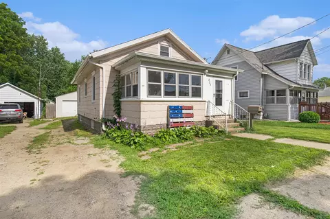 825 Wells, Jackson, MI 49202 photo 24
