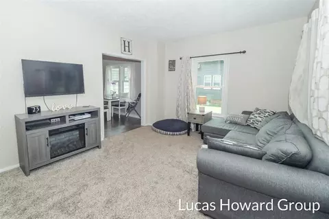 208 Colfax, Plainwell, MI 49080 photo 6