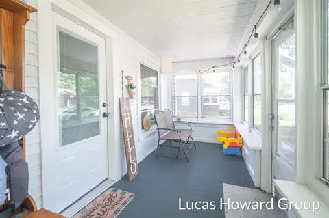 208 Colfax, Plainwell, MI 49080 photo 4