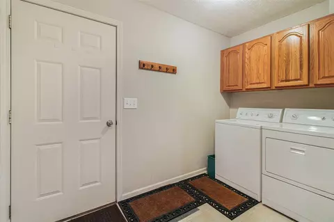 5305 Chantilly, Haslett, MI 48840 photo 18