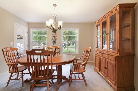 5305 Chantilly, Haslett, MI 48840 photo 17