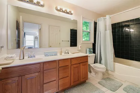 5305 Chantilly, Haslett, MI 48840 photo 24