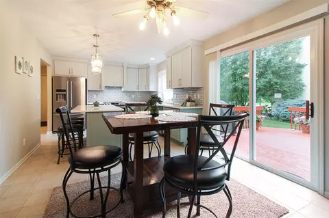5305 Chantilly, Haslett, MI 48840 photo 12
