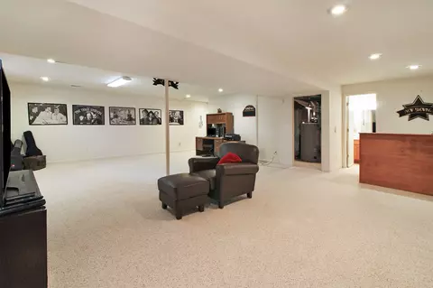 5305 Chantilly, Haslett, MI 48840 photo 32
