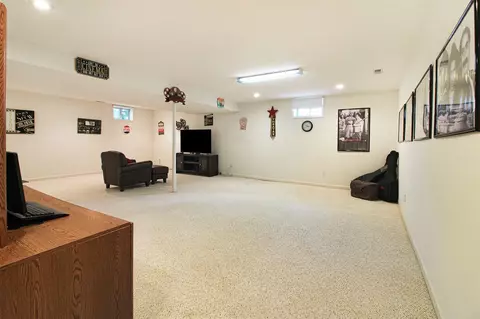 5305 Chantilly, Haslett, MI 48840 photo 31
