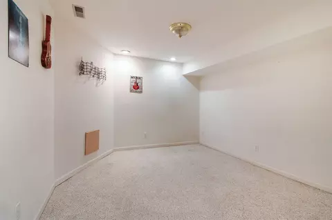 5305 Chantilly, Haslett, MI 48840 photo 33