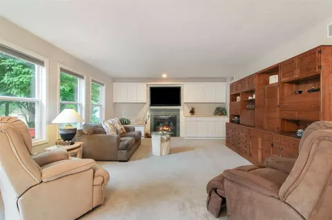 5305 Chantilly, Haslett, MI 48840 photo 11