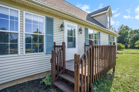 20131 Northrop, Cassopolis, MI 49031 photo 2