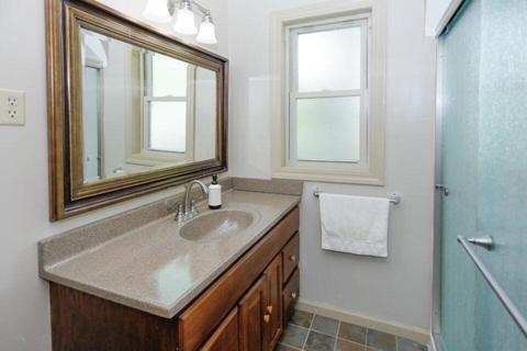 221 E Hl, Plainwell, MI 49080 photo 17