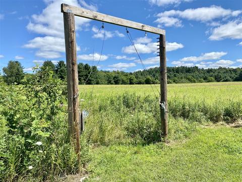 2560 Kern Rd, Gladwin, MI 48624 photo 1