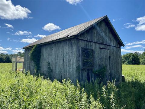 2560 Kern Rd, Gladwin, MI 48624 photo 5