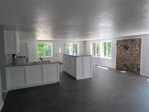 66907 Winding Riv, Constantine, MI 49042 photo 3