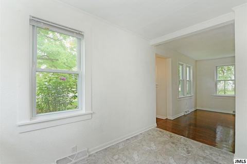 302 Austin, Jackson, MI 49201 photo 14
