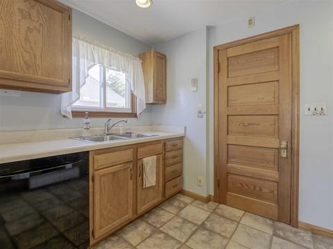 1414 4th St, Jackson, MI 49203 photo 8