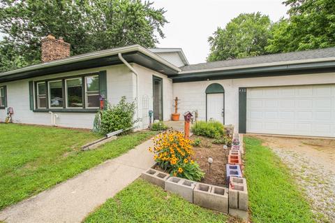 430 Eighth, Three Rivers, MI 49093 photo 2
