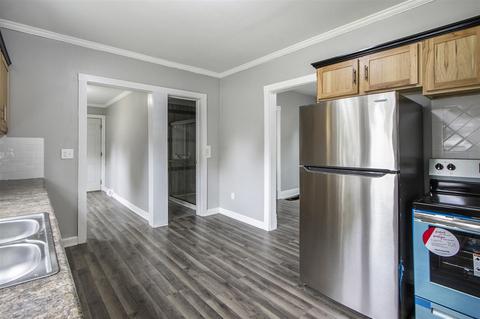 328 E Michigan, Three Rivers, MI 49093 photo 12