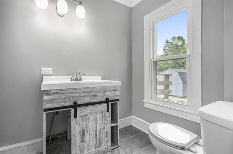 328 E Michigan, Three Rivers, MI 49093 photo 15